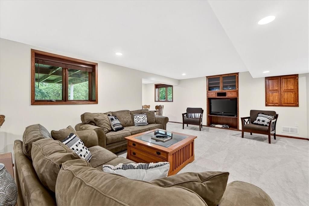 12553 Grandview Street — photo 54