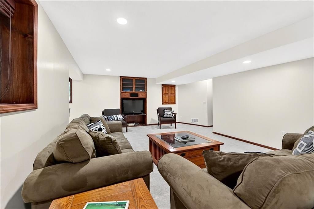12553 Grandview Street — photo 55