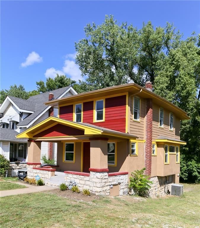 3831 Indiana Avenue — photo 2