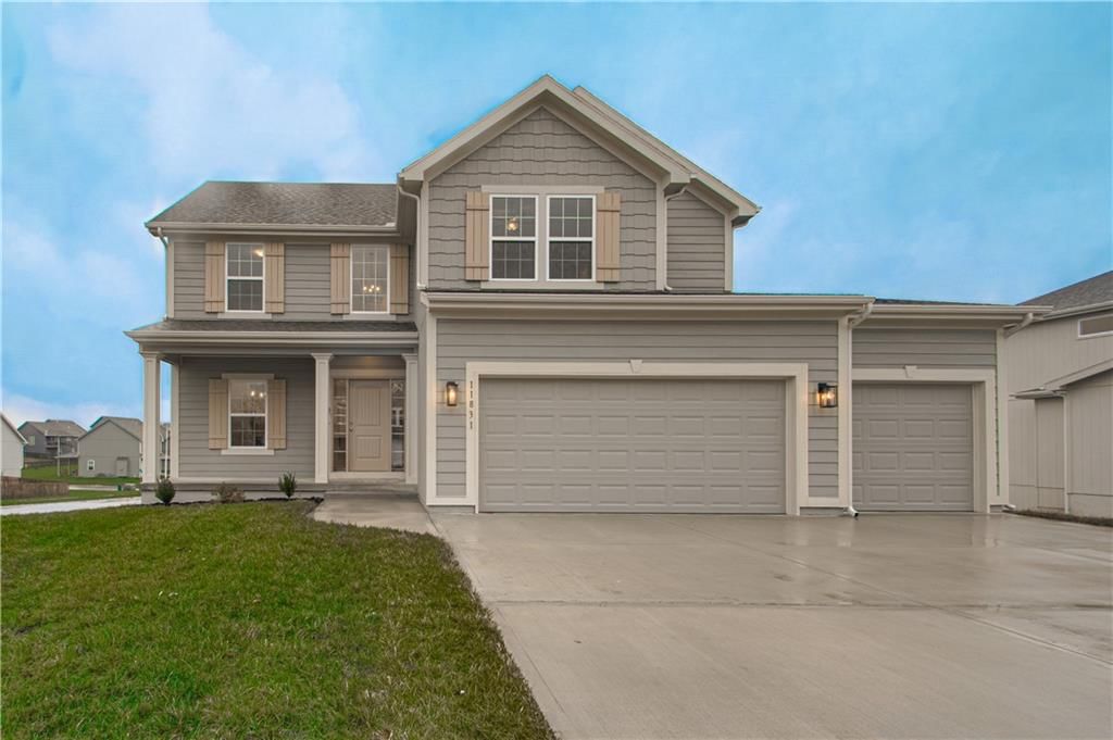 1200 Noah Lane, Kearney, MO