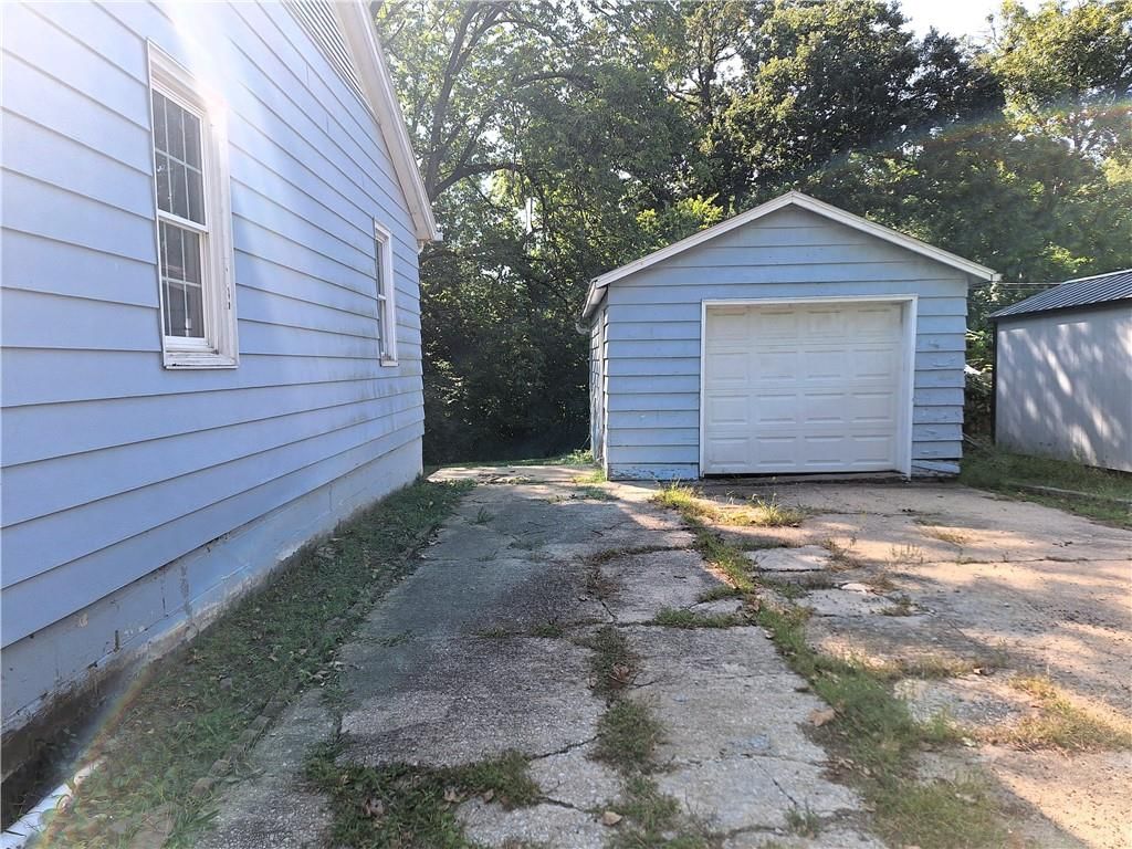 1316 Burnam Road — photo 3