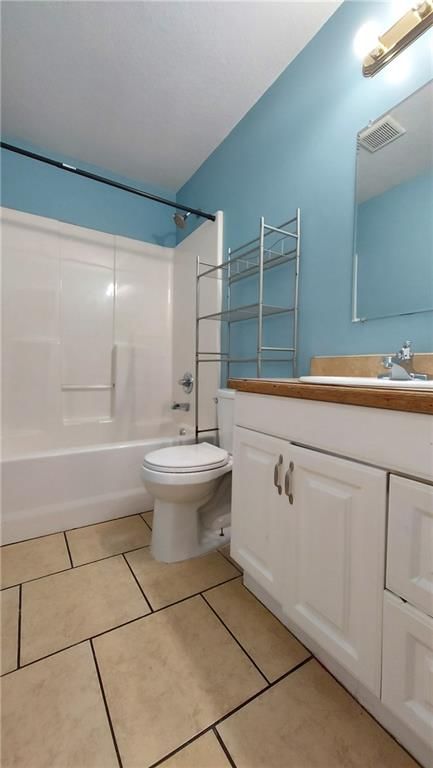 310 E Park Street — photo 13