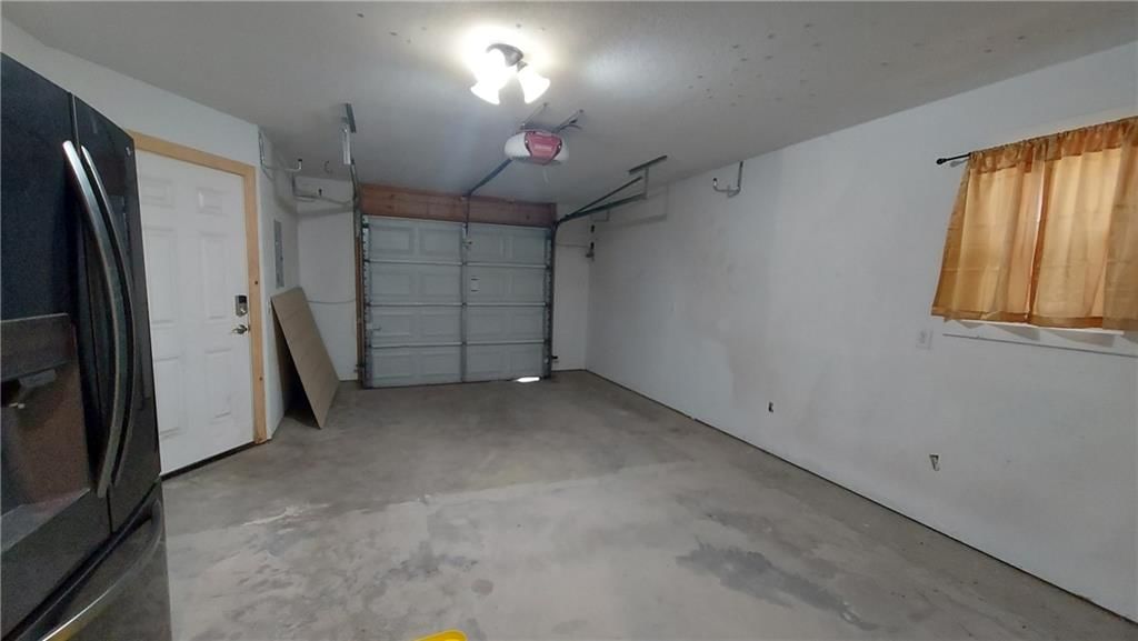 310 E Park Street — photo 14
