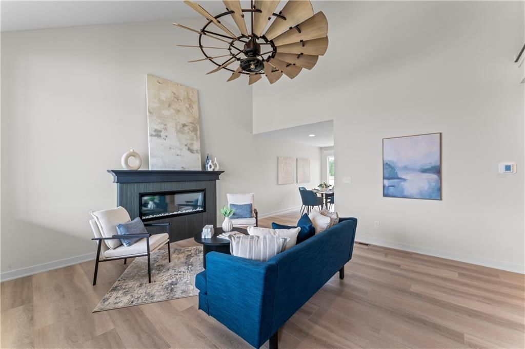 2200 SE Oak Ridge Drive — photo 2