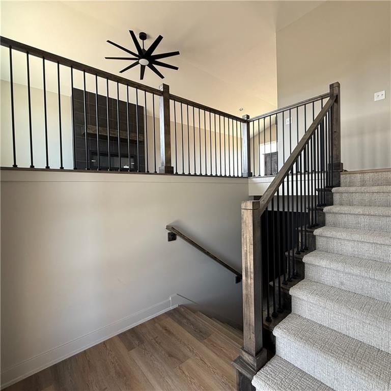 2112 SE Oak Ridge Drive — photo 2