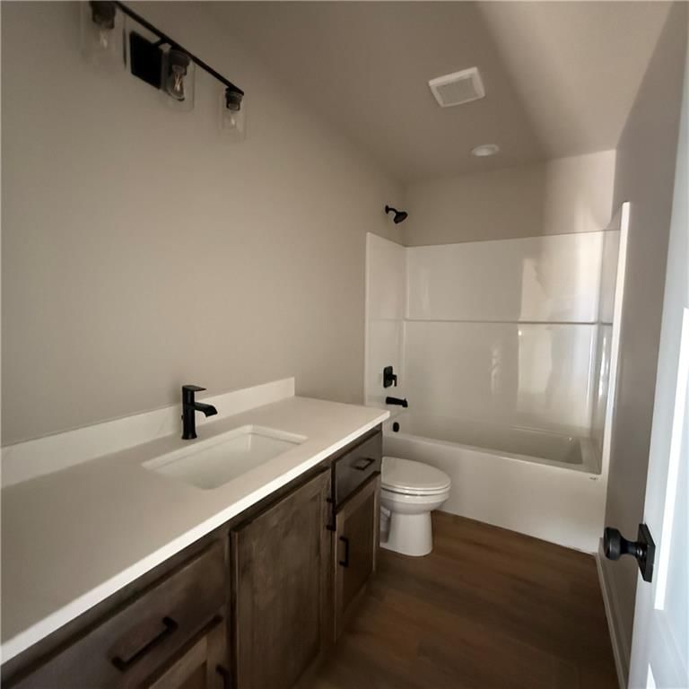 2112 SE Oak Ridge Drive — photo 17