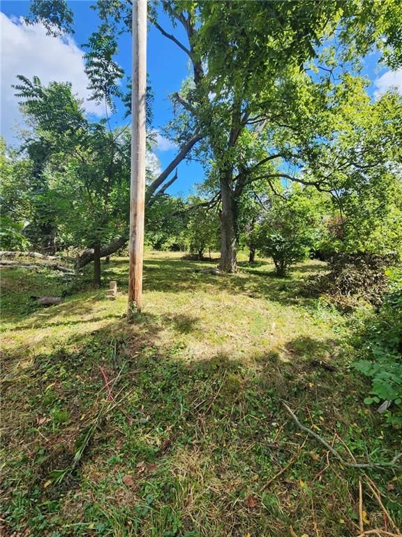1811 S Brookside Avenue — photo 7