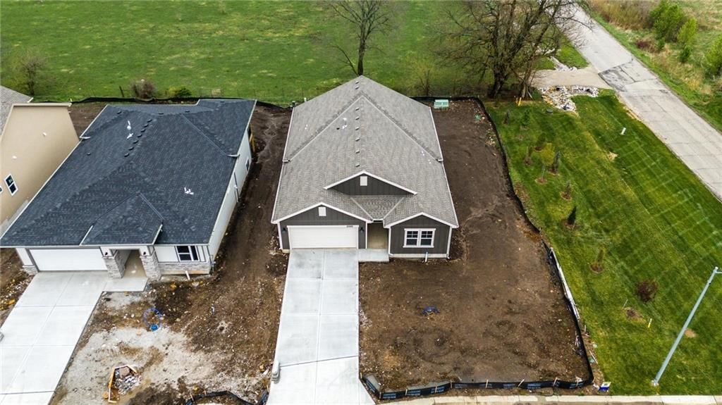 20689 Skyview Lane — photo 32