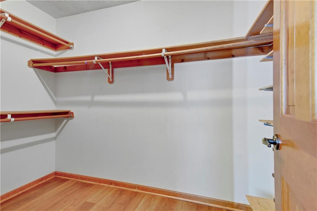 11905 Madison Avenue — photo 22