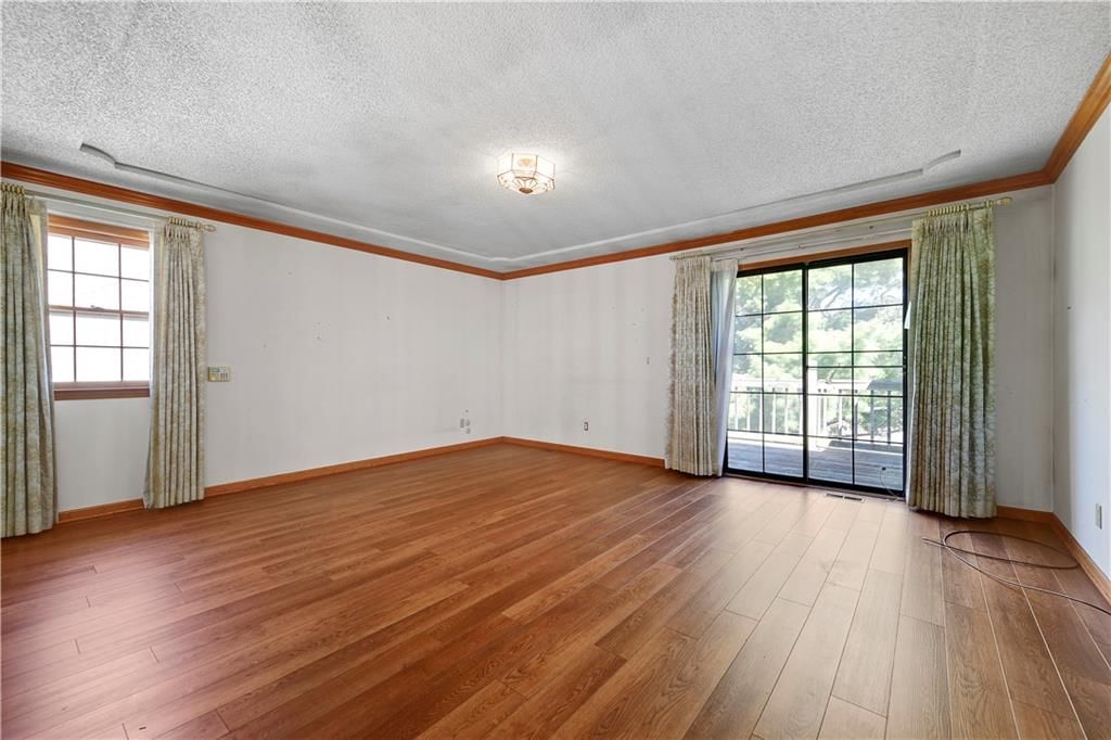 11905 Madison Avenue — photo 24
