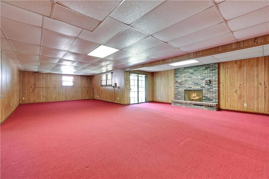 11905 Madison Avenue — photo 33