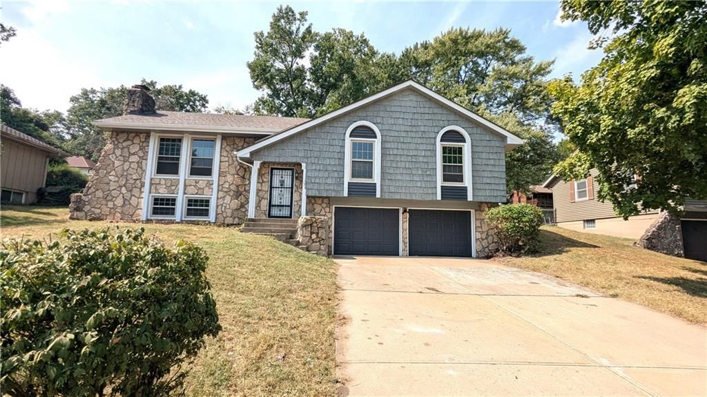 7236 Crisp Avenue, Raytown, MO