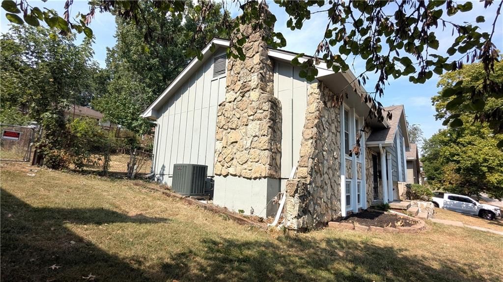 7236 Crisp Avenue — photo 8