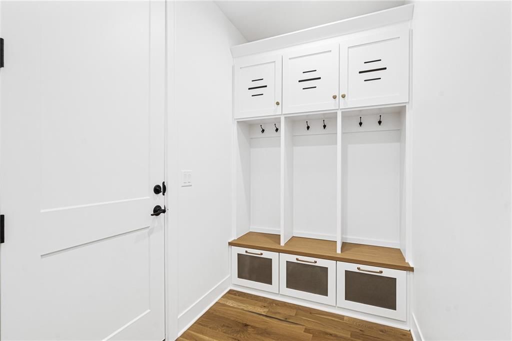 4016 W 67th Terrace — photo 24