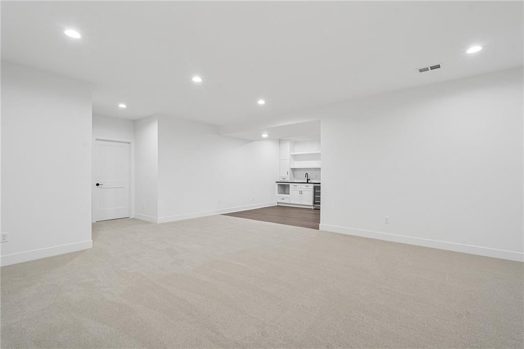 4016 W 67th Terrace — photo 28