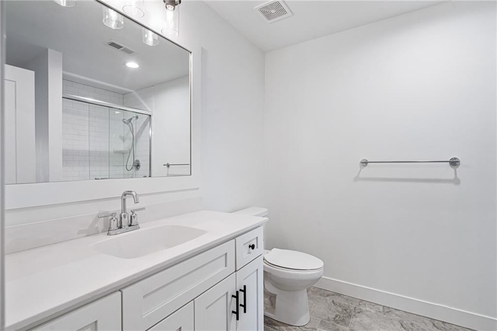 4016 W 67th Terrace — photo 39