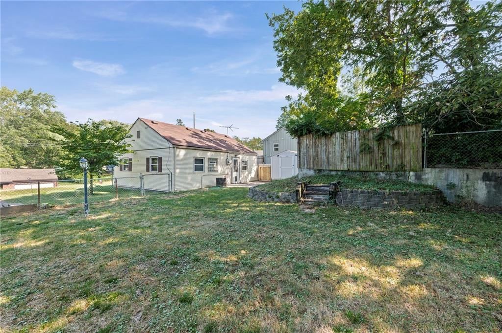 4535 Lafayette Avenue — photo 21