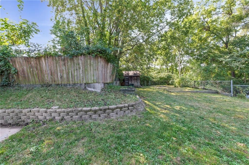 4535 Lafayette Avenue — photo 22