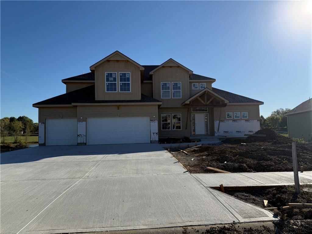1015 Fir Lane — photo 2