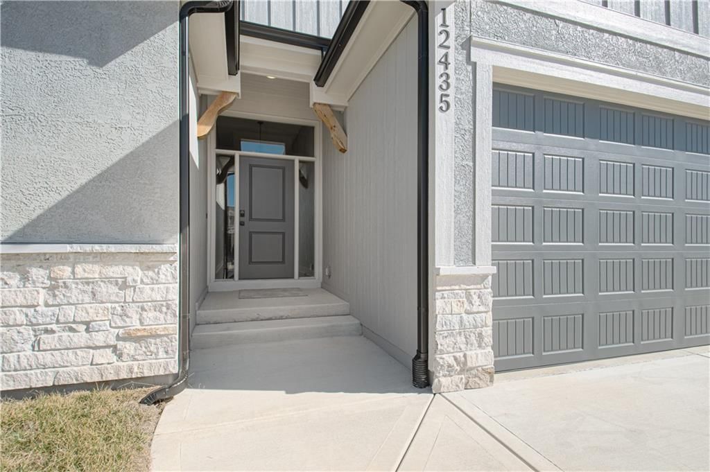 12435 Appaloosa Street — photo 2