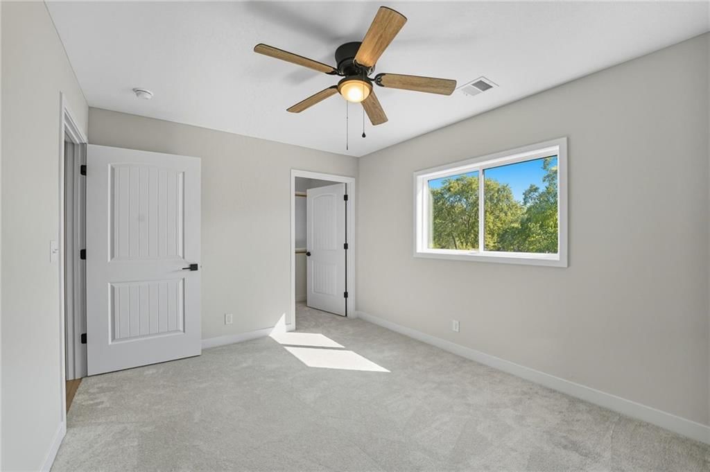 205 NW Orchard Court — photo 16
