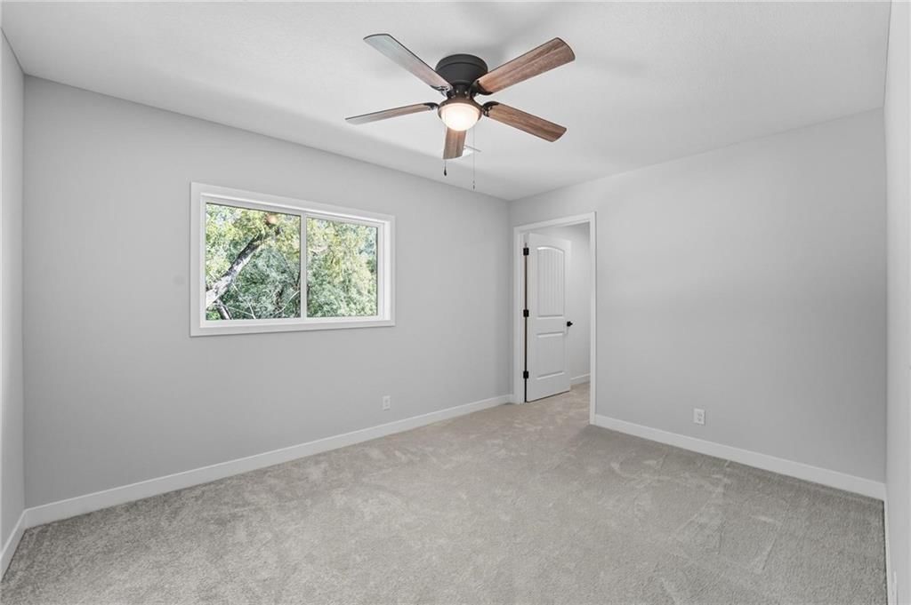 205 NW Orchard Court — photo 19