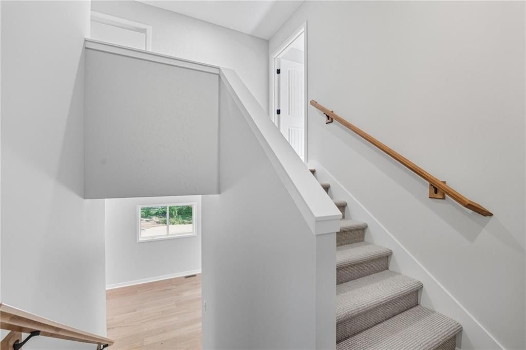 205 NW Orchard Court — photo 29