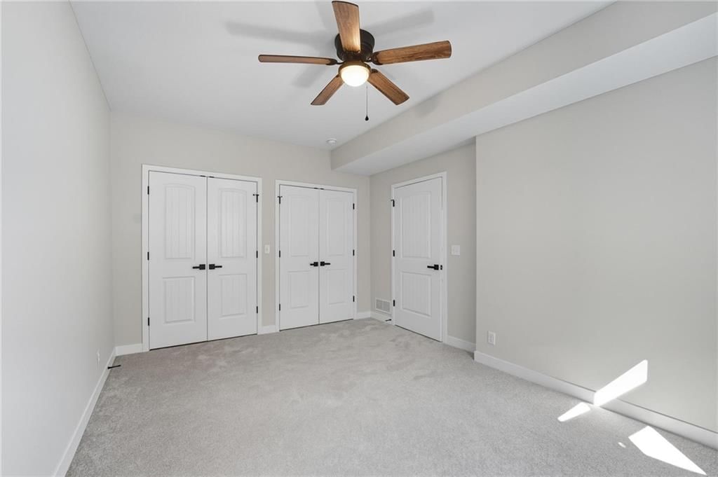 205 NW Orchard Court — photo 35