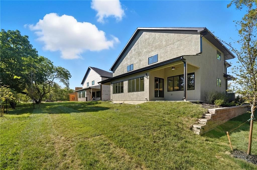 205 NW Orchard Court — photo 39