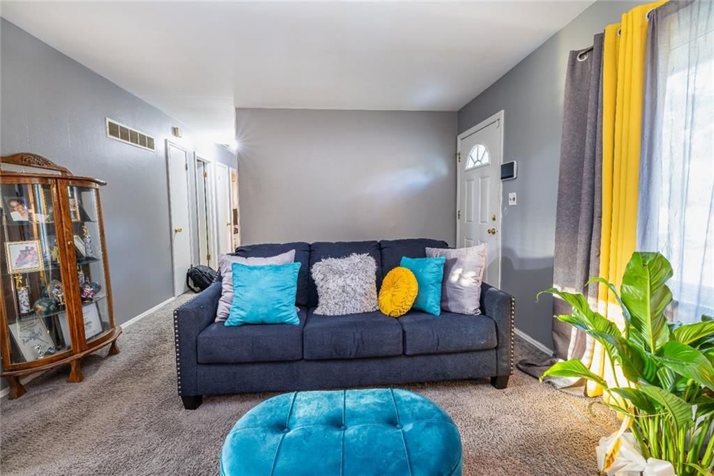 11148 Spring Valley Road — photo 4