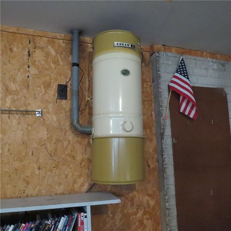 1213 N Summers Street — photo 23