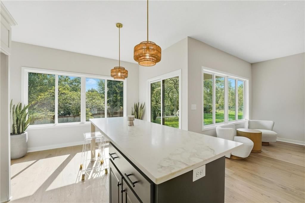 207 NW Orchard Court — photo 9