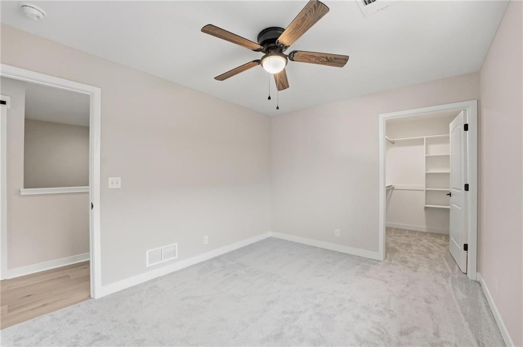 207 NW Orchard Court — photo 17