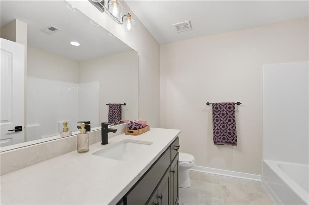 207 NW Orchard Court — photo 19