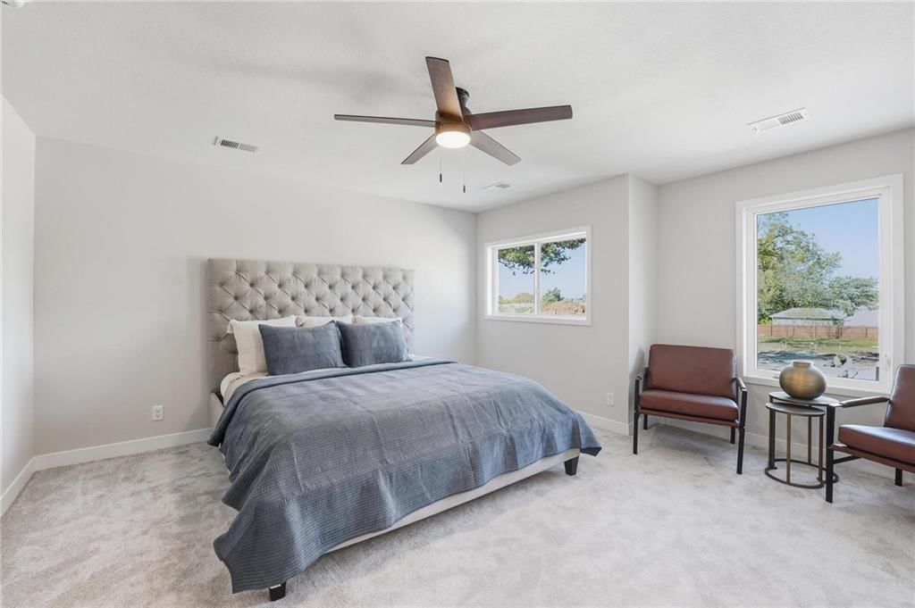 207 NW Orchard Court — photo 21
