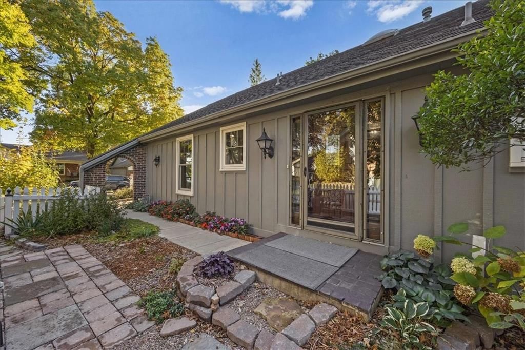 7212 Mastin Street — photo 4