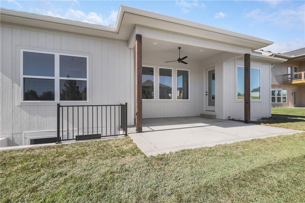 2376 NE Skopelos Court — photo 25