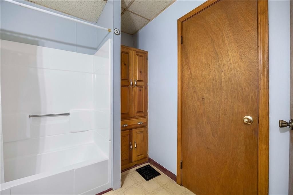 1400 S 81st Street — photo 12