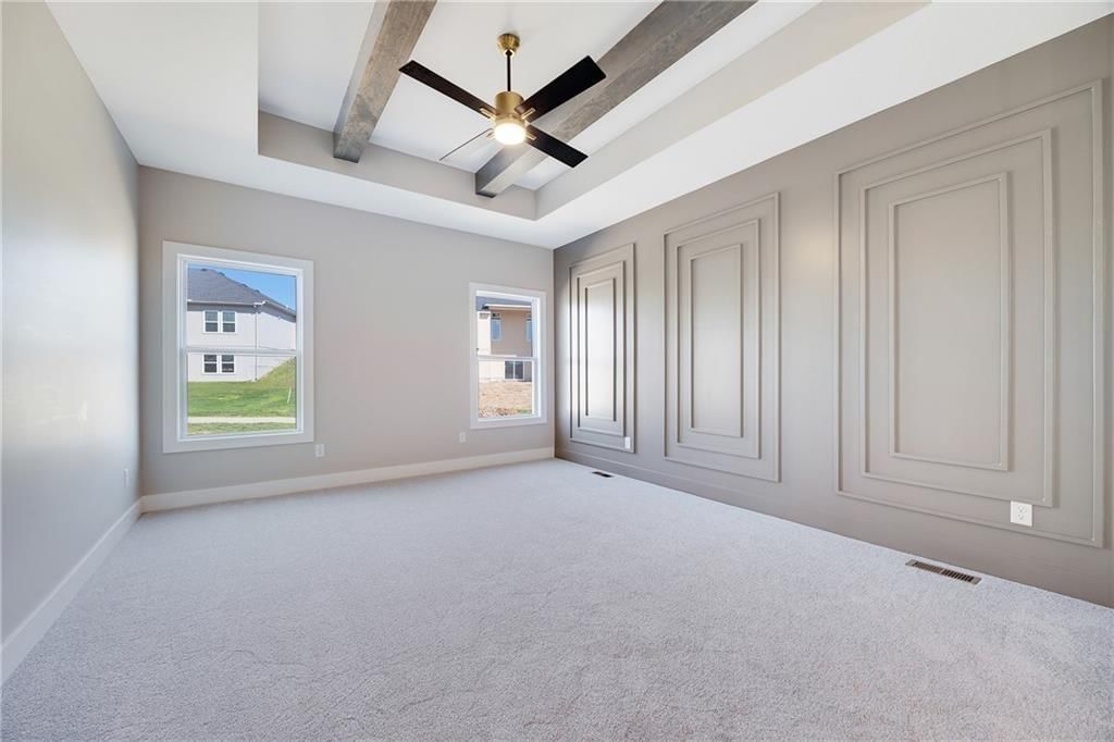 2345 NE Colonnade Avenue — photo 18