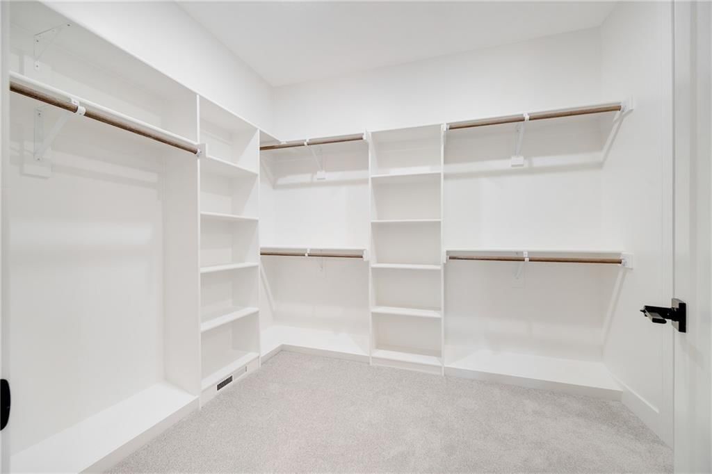 2345 NE Colonnade Avenue — photo 24