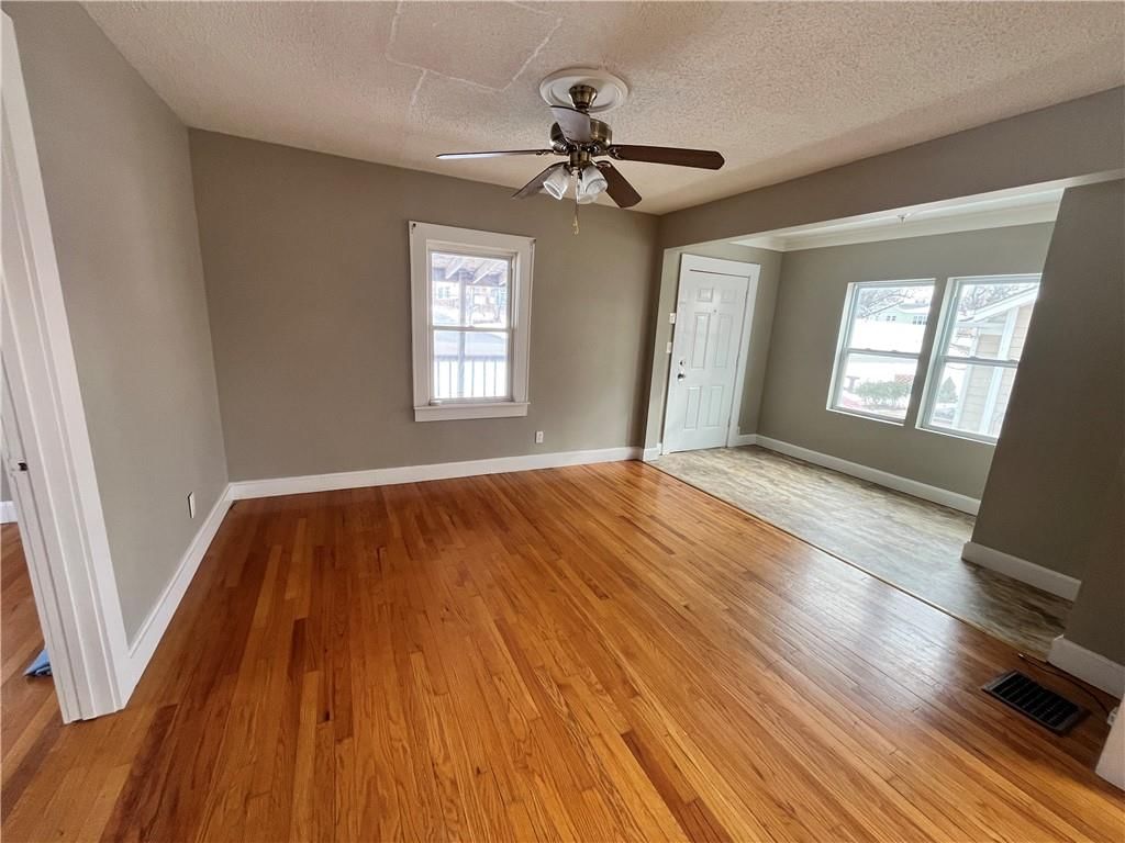 8020 Mercier Street — photo 6