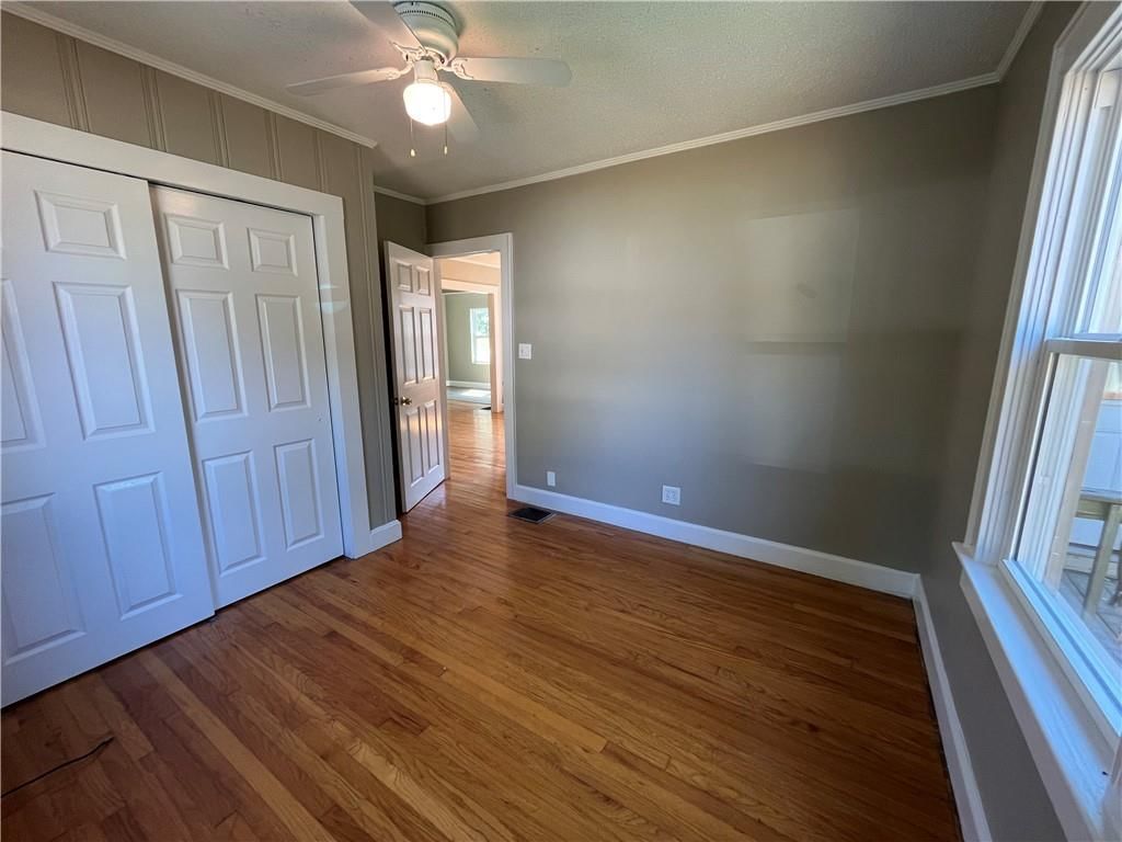 8020 Mercier Street — photo 16
