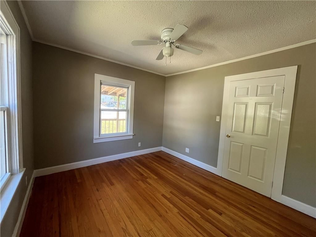 8020 Mercier Street — photo 22