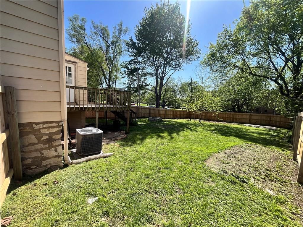 8020 Mercier Street — photo 36