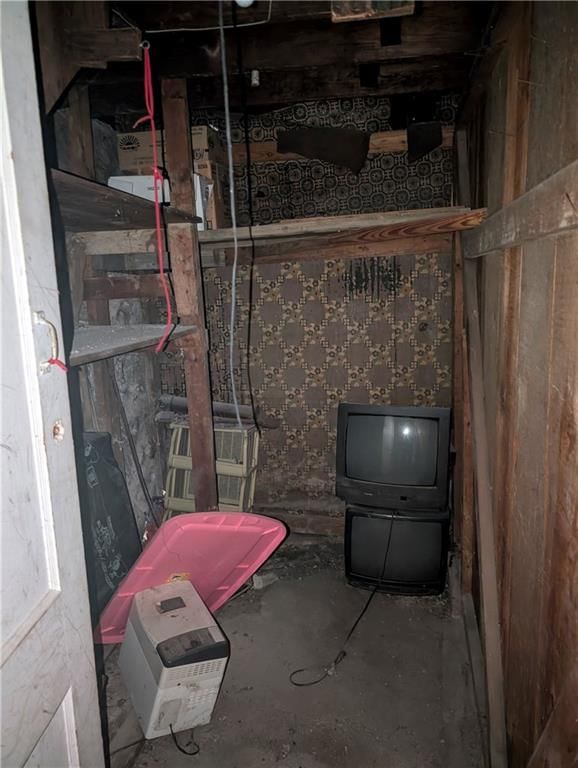 403 Spruce Avenue — photo 9