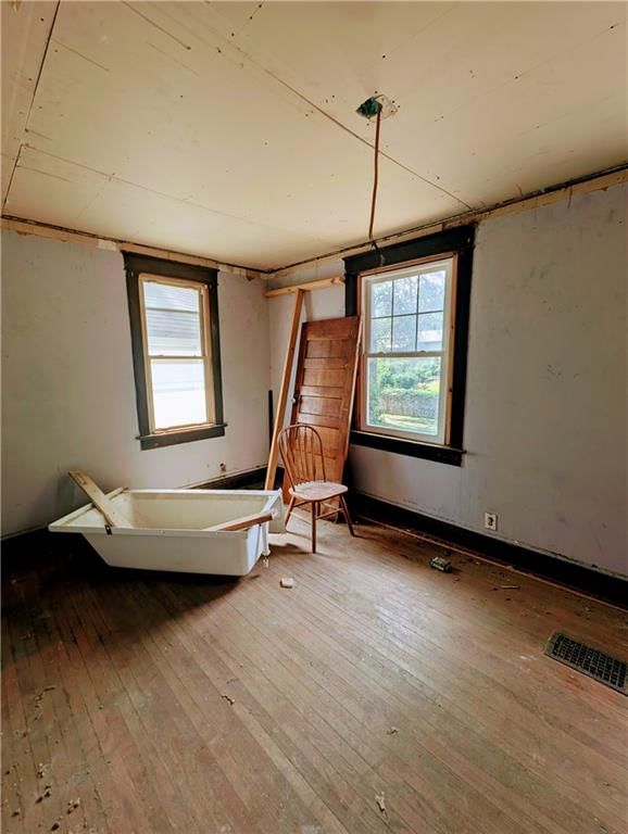 403 Spruce Avenue — photo 21