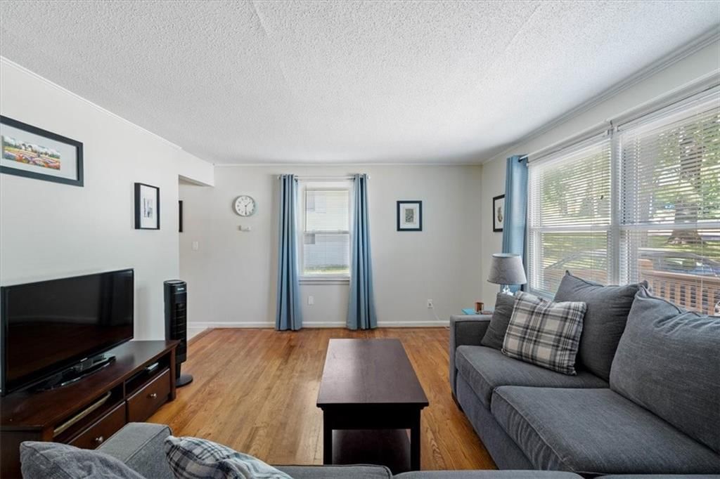 Photo 6 of 27 - 7715 W 54th Terrace