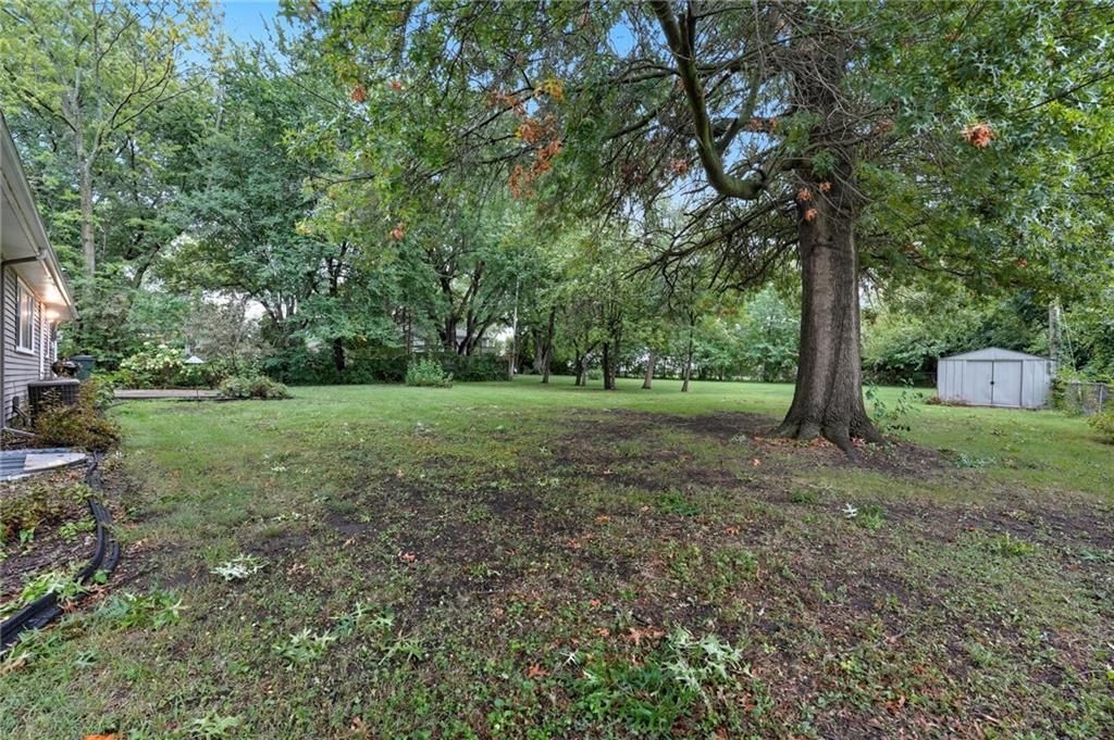 Photo 22 of 22 - 515 E Sheridan Street