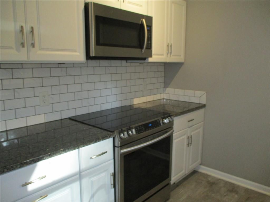 7410 Stearns Street — photo 9