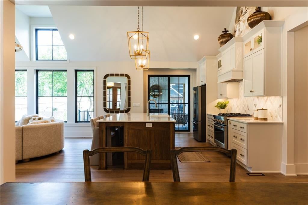 4024 W 73rd Street — photo 12